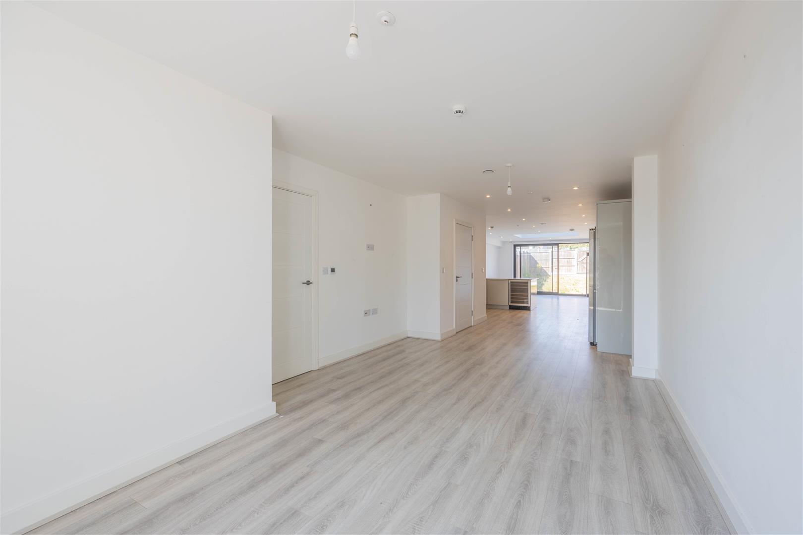 Dining/Kitchen